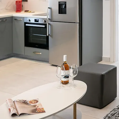 Elio 1 Apartment *