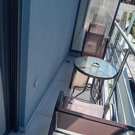 Elio 1 Hriszí Aktí Haniá